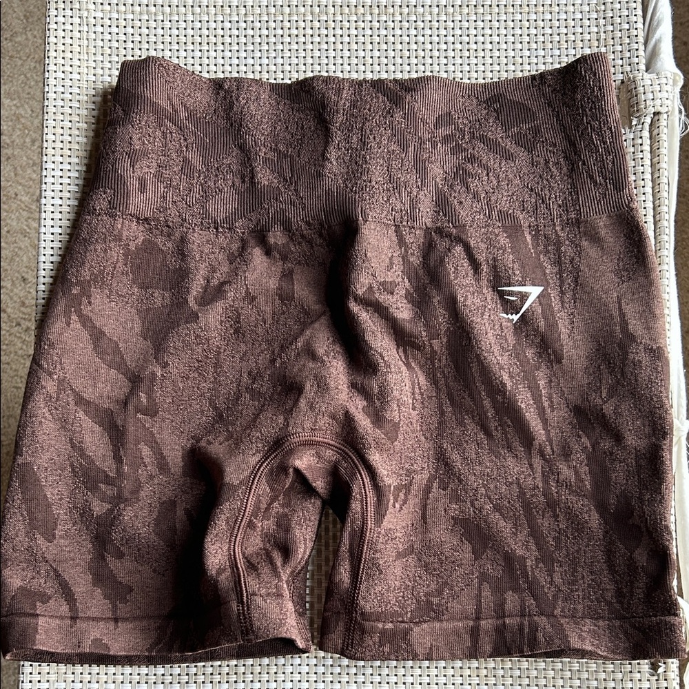 Gymshark Women’s High-Rise Seamless Camo brown shorts